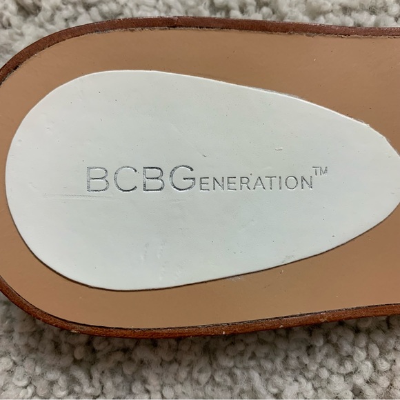 Women's BCBGeneration White Leather JEWELED GEMSTONE Strappy GLADIATOR SANDALS - Picture 7 of 8